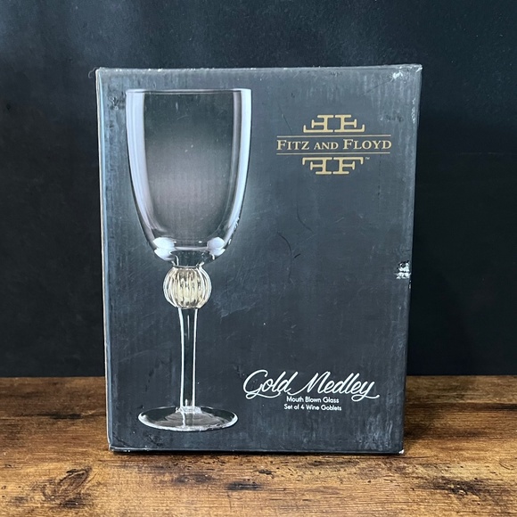 Fitz and Floyd Gold Medley Mouth Blown Glass Set of 4 Wine Goblets - Picture 9 of 9